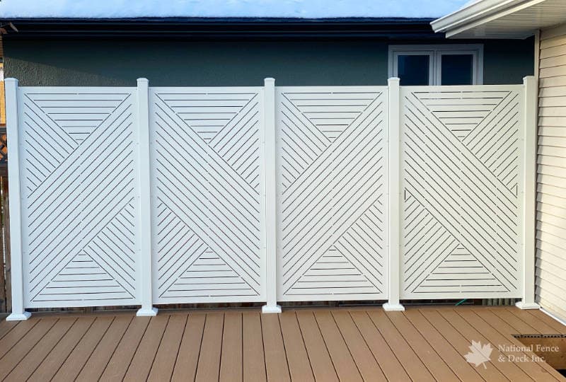 White Hideaway screens