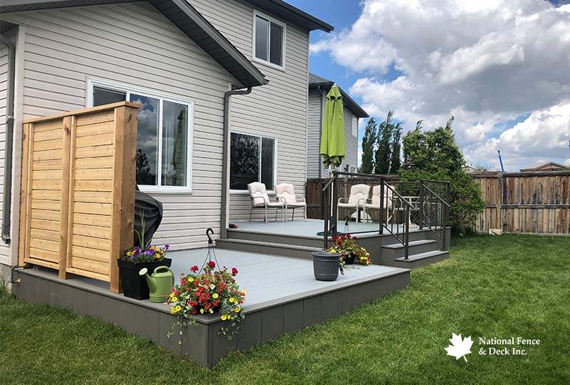 Timbertech Terrain’s Silver Maple and Stone Ash Composite Deck